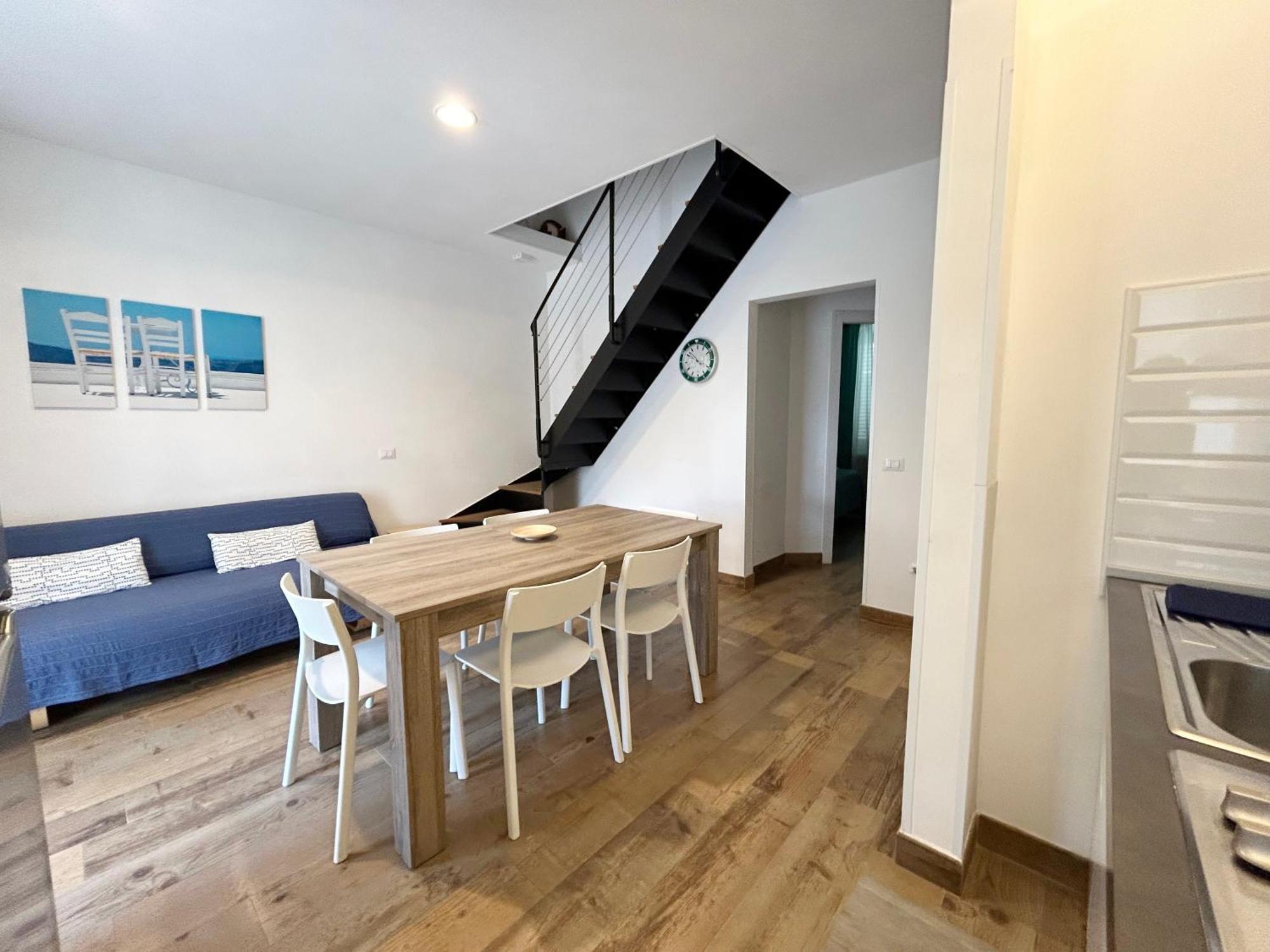 ヴァダLa Casa Di Rosi Al Mareアパートメント エクステリア 写真