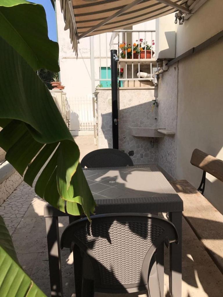 ヴァダLa Casa Di Rosi Al Mareアパートメント エクステリア 写真
