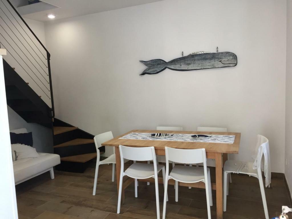 ヴァダLa Casa Di Rosi Al Mareアパートメント エクステリア 写真